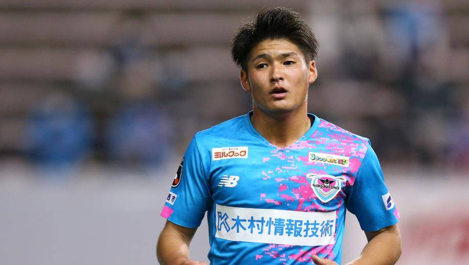 鸟栖沙岩与大分三神，日本J2联赛中的激战双雄