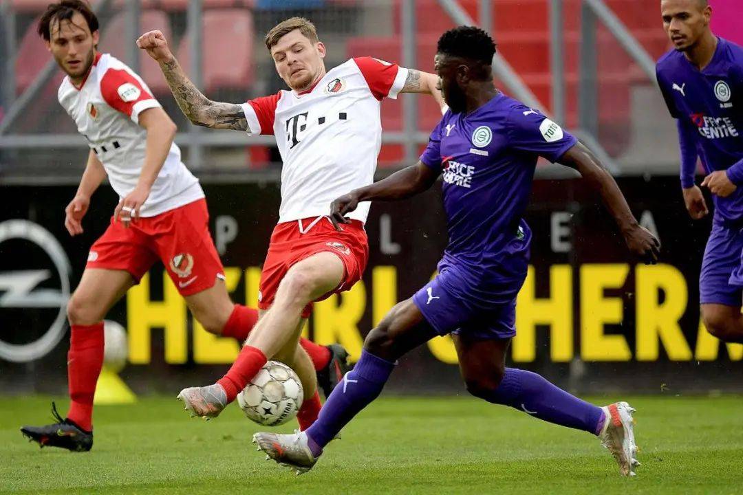 激情碰撞，布雷达vs鹿特丹斯巴达——荷甲赛场上的红色对决