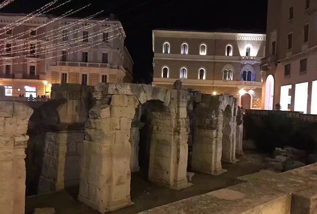 切里尼奥拉与波坦察，意大利南部的双城记