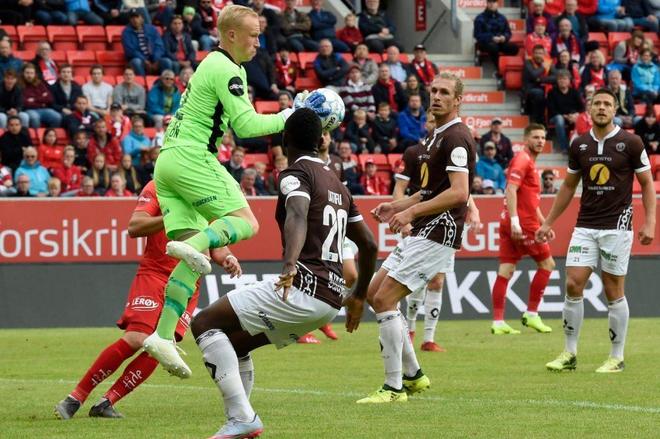 莫达伦与奥特林查姆，北欧足球的激情对决