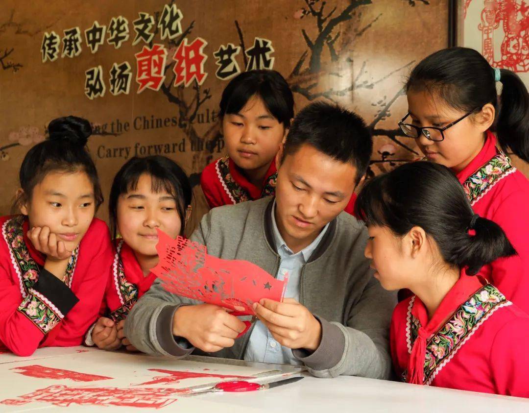 波希米亚人，艺术与激情的交响曲