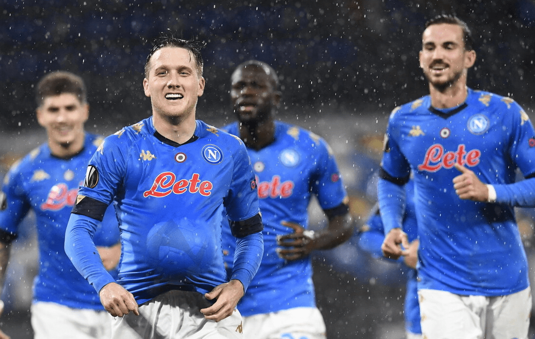 那一抹地中海的蓝，那不勒斯与波城的足球对决