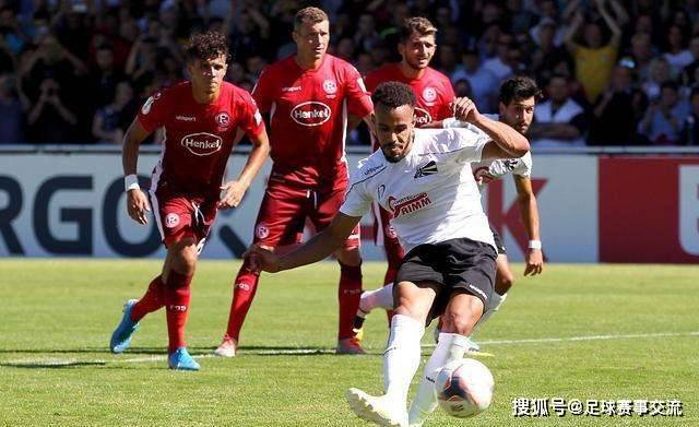 塔什干火车头青年军对决伯恩茅斯U21，青春热血的较量