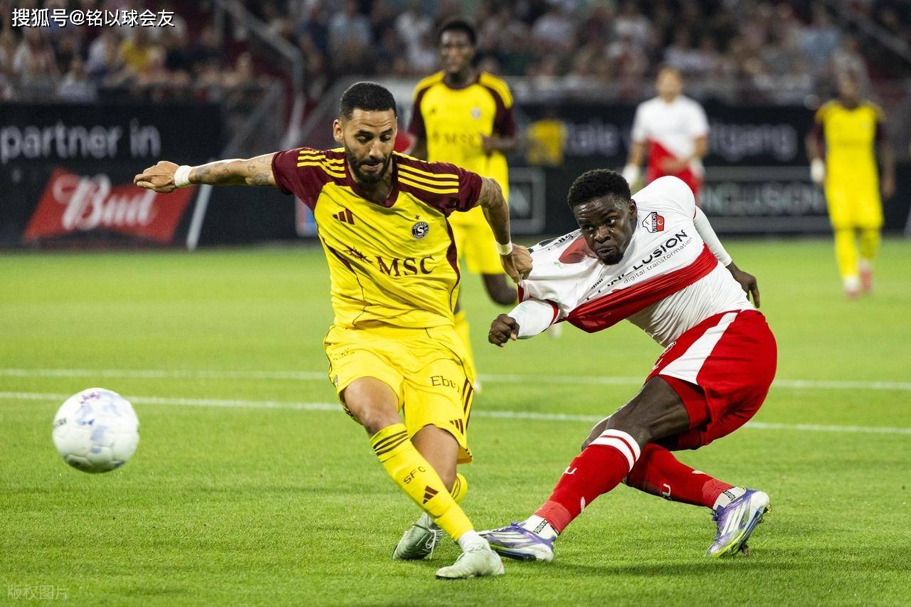 雷迪尼克对决日林斯基,波斯甲级联赛的激情碰撞 雷迪尼克对决日林斯基,波斯甲级联赛的激情碰撞