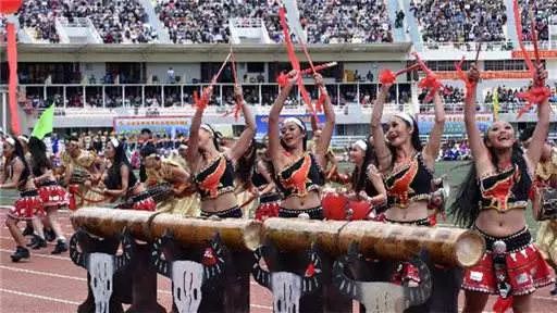 什穆阿与亚特亚达，一场文化与传统的较量