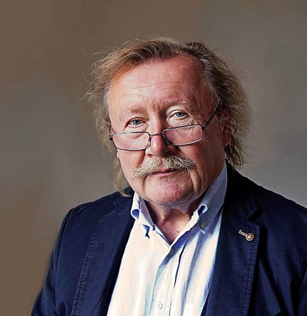 彼里史特[10]与华达[1]，一场关于创新与传统的较量