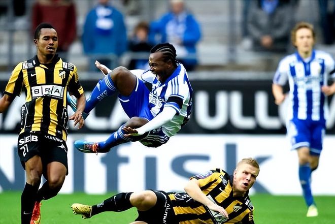 奈尼[9] vs 弗雷泽堡[5]，一场关于创新与传统的较量