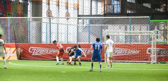 激情碰撞，胡志明市B队与甫宪B队的足球对决