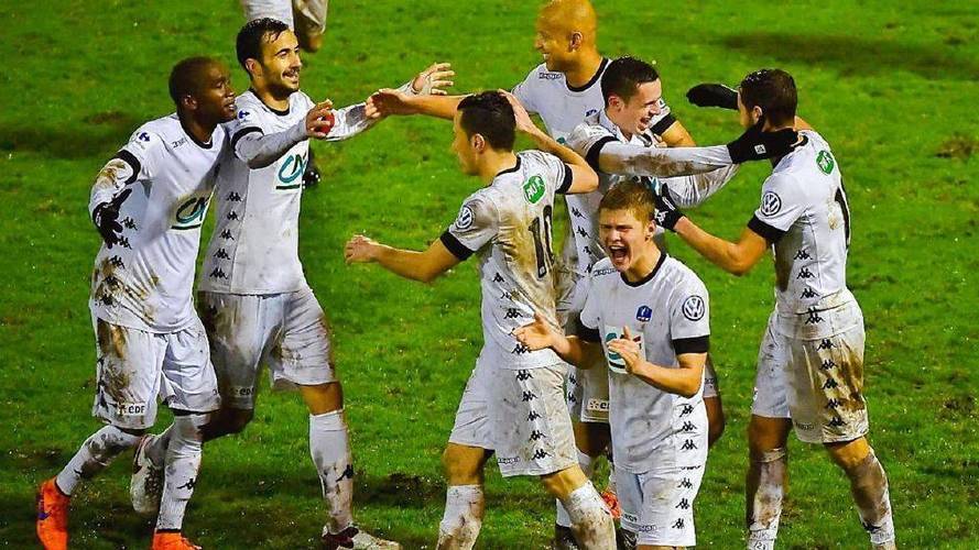 喀山鲁宾青年队与罗斯杜夫青年队，青春对决，激情碰撞