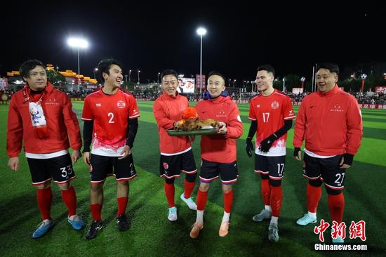 吉兰丹联队与吉隆坡，足球场上的地域对决