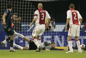 洛钦与柏克塔哥B队，一场足球场上的智慧与激情碰撞