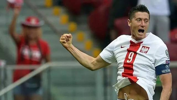 IFK斯克维德与胡斯华纳，北欧足球场上的激情对决