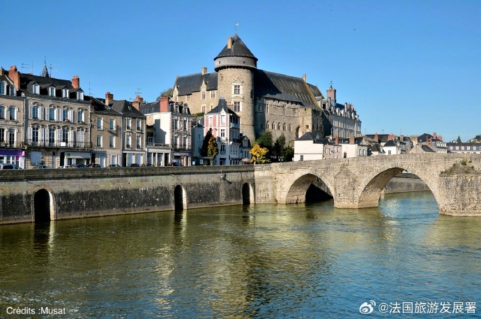 拉瓦勒与格勒诺布尔，两座城市的文化碰撞与融合