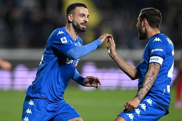 弗洛西诺尼与霍芬海姆，意德足球的激情碰撞