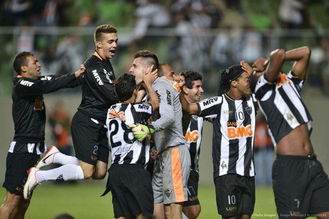 激情碰撞，克鲁塞罗vs布拉干蒂诺RB——巴甲联赛的火与剑