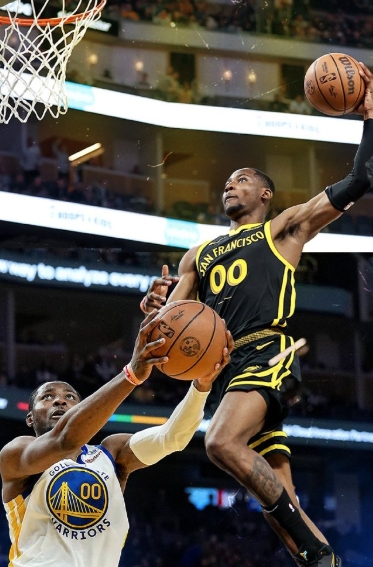 勇士逆境重生，2胜11负后的曙光