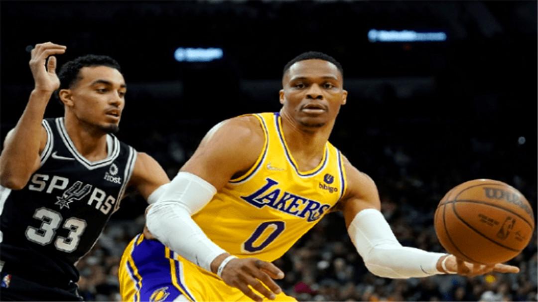 詹姆斯在场，湖人胜率背后的数据与故事