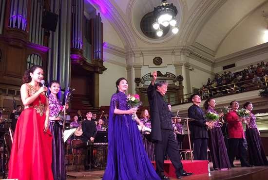 2000年NBA扣篮大赛，飞跃的瞬间与永恒的经典