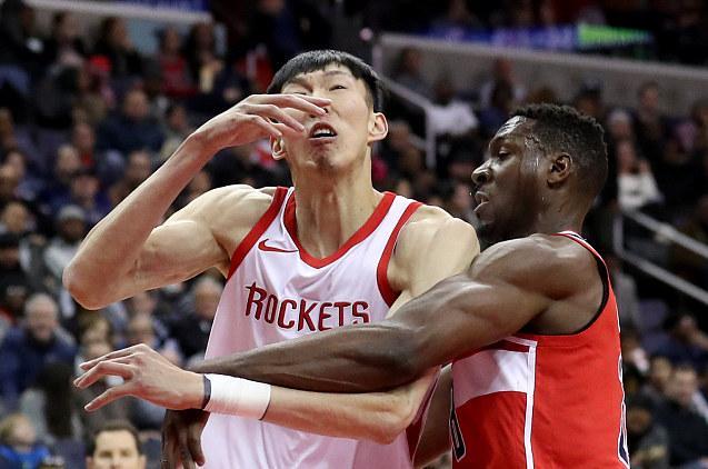 姚明，229公分巨人的篮球传奇