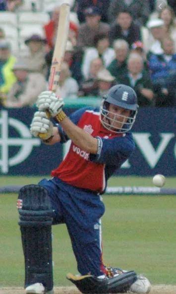 伟大的灵魂,永恒的传奇,最伟大的板球运动员——布莱恩·拉尔森 伟大的灵魂,永恒的传奇,最伟大的板球运动员——布莱恩·拉尔森