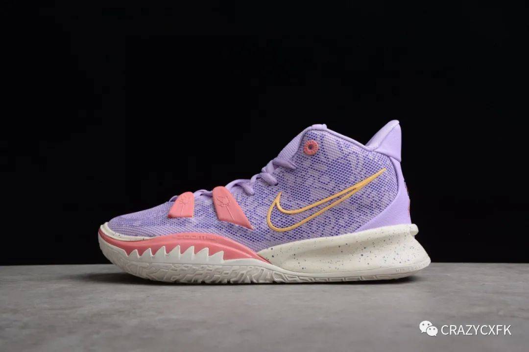 欧文7篮球鞋，性能与价格的完美平衡