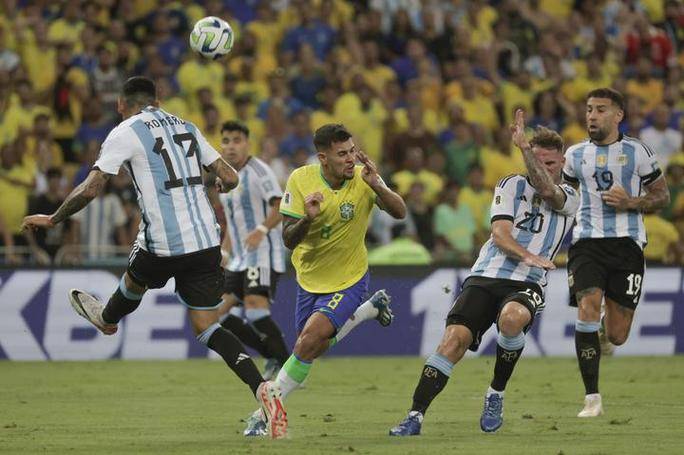 巴西阿根廷比赛，何时重赛的期待与回顾