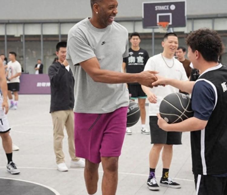 篮球巨星，历史长河中的璀璨星辰