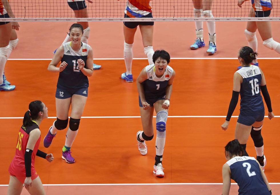 2012年伦敦奥运会，中国女排的荣耀与坚韧