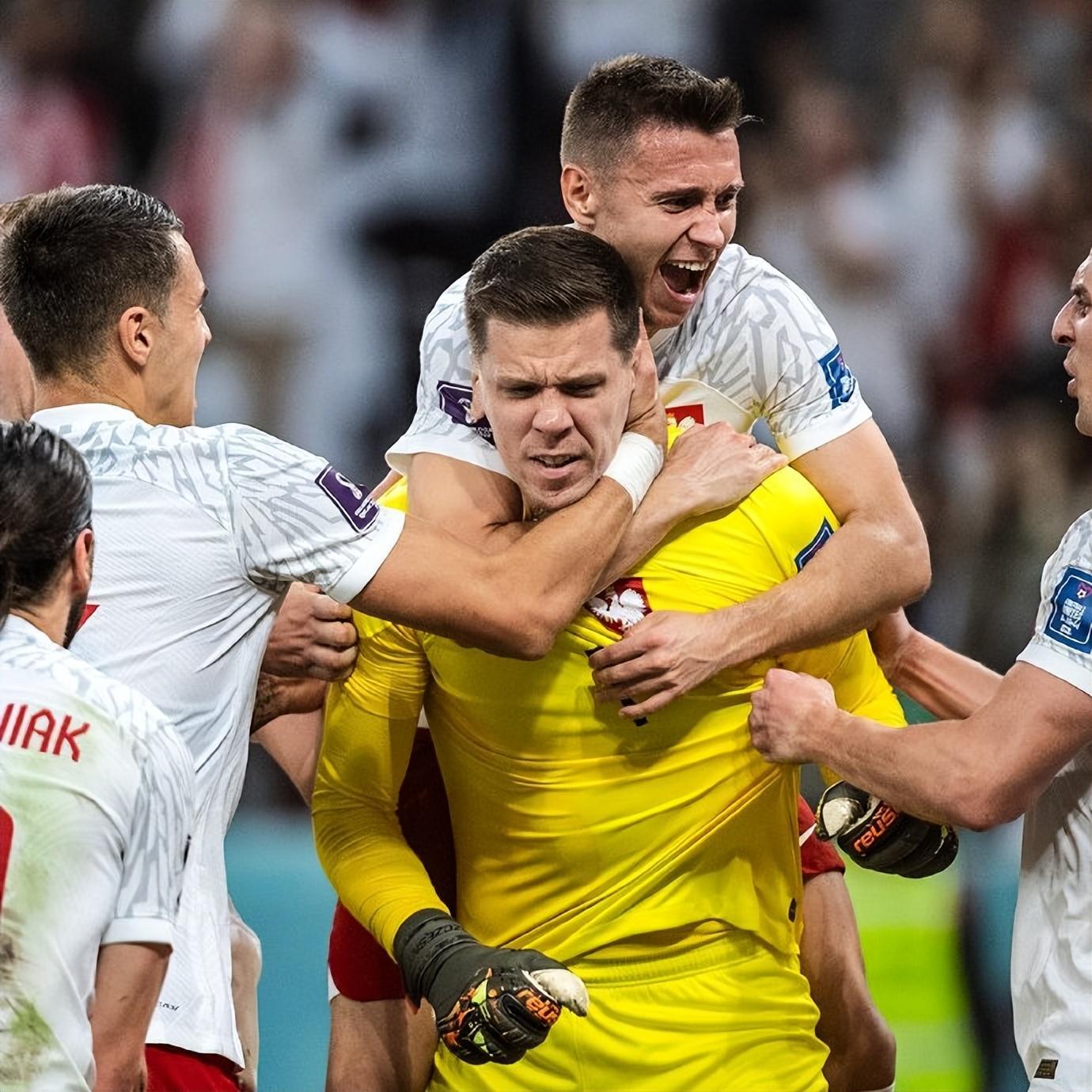 探索足球世界，FIFA中踢出高球的技巧与策略