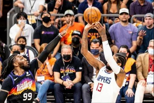 保罗在总决赛中的每场数据，坚韧与领导力的见证