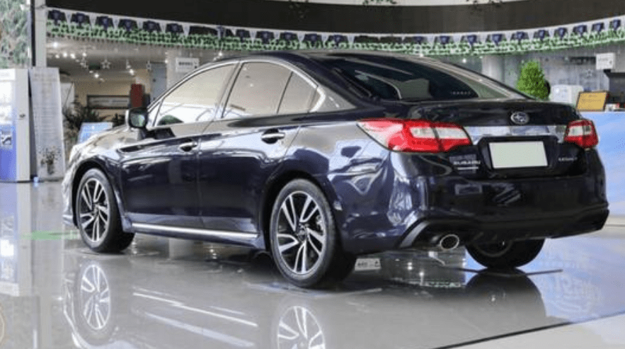 巅峰对决，本泽马与贝尔，谁更强？