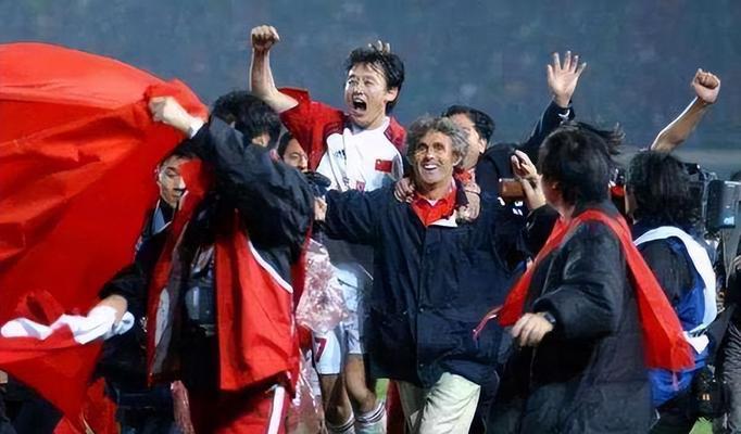 亚洲球队在世界杯上的荣耀瞬间，从突破到梦想的征程