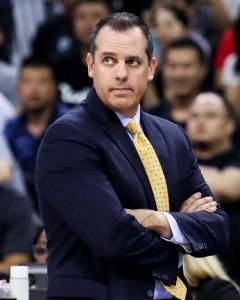 湖人总教练的智慧与挑战，弗兰克·沃格尔的篮球哲学