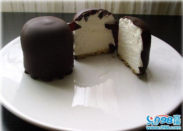 皇马球迷为何自称美凌格？