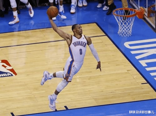 篮球场上的高与低,NBA球场与普通球场篮筐高度的奥秘 篮球场上的高与低,NBA球场与普通球场篮筐高度的奥秘