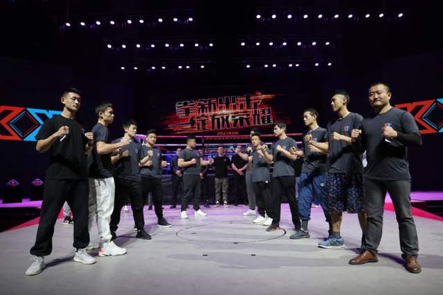 拳击新纪元，最新航母级技术革新引领格斗艺术新风尚