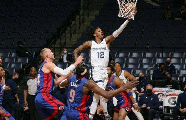 勇士VS灰熊赛后深度访谈,坚韧与激情的碰撞 勇士VS灰熊赛后深度访谈,坚韧与激情的碰撞