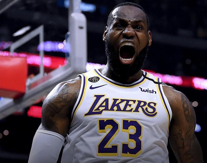 湖人不交易詹姆斯，忠诚、价值与未来的深度考量