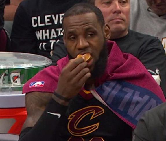 NBA赛间休息的奥秘,几分钟的智慧 NBA赛间休息的奥秘,几分钟的智慧