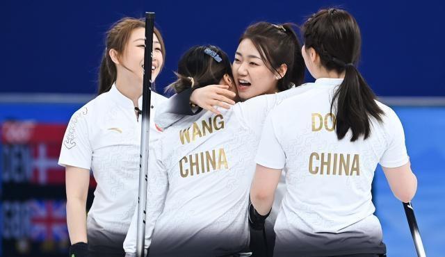 男子冰壶世锦赛，冠军的荣耀与挑战