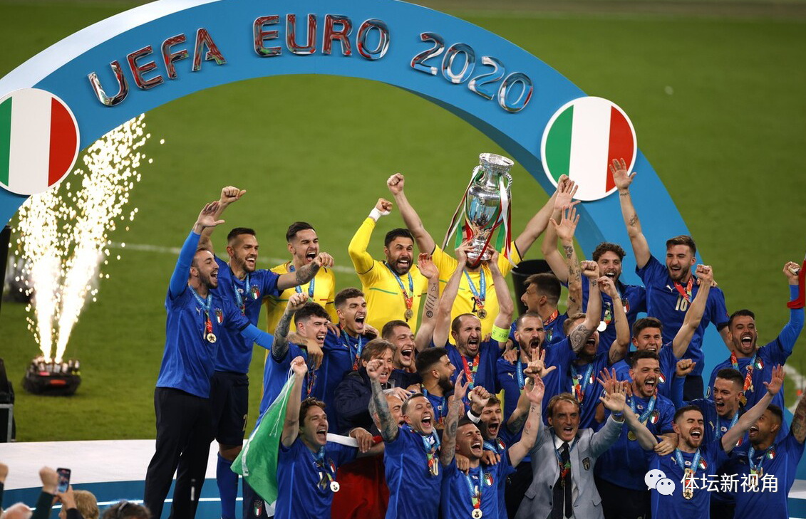 欧洲杯昨晚比赛，意大利队力克西班牙，再夺冠军荣耀