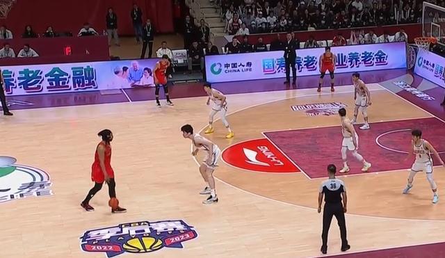探索段丰伟在CBA的辉煌数据，一位全能型后卫的崛起之路