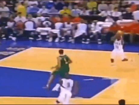 乔丹与卡特，谁才是扣篮界的传奇？