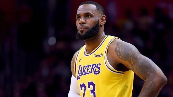 詹姆斯56分，超凡表现与命中率之谜