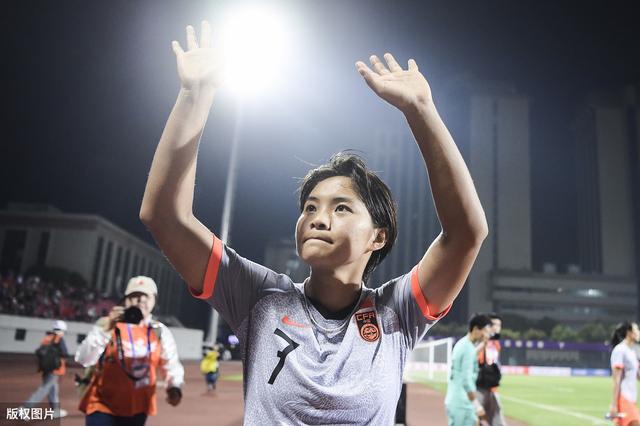 中国女足新秀闪耀，青春力量注入铿锵玫瑰的未来