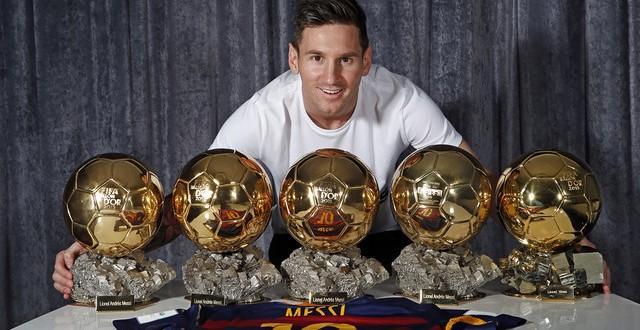 每年足球金球奖的评选时间与意义