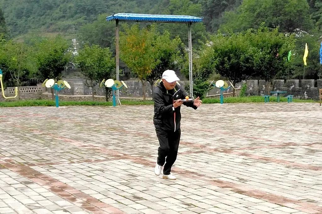 乒乓球台厚度15mm,够用吗? 乒乓球台厚度15mm,够用吗?