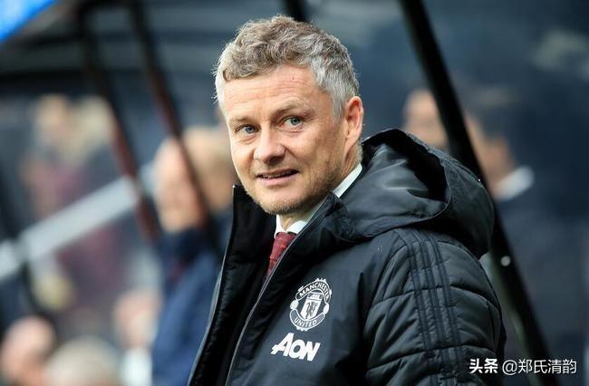 世界杯帅哥，球场上的魅力风暴