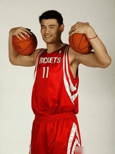 姚明,篮球巨人的身高与体重之谜——展望2026 姚明,篮球巨人的身高与体重之谜——展望2026