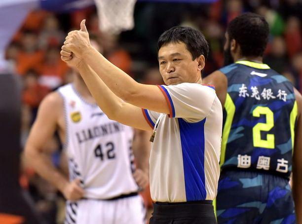 NBA季后赛裁判员名单，公正与争议的双重考量